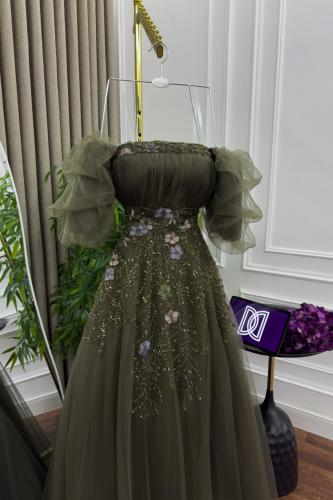 فستان سهره تل كوري المزين بالكلفه المطرزه