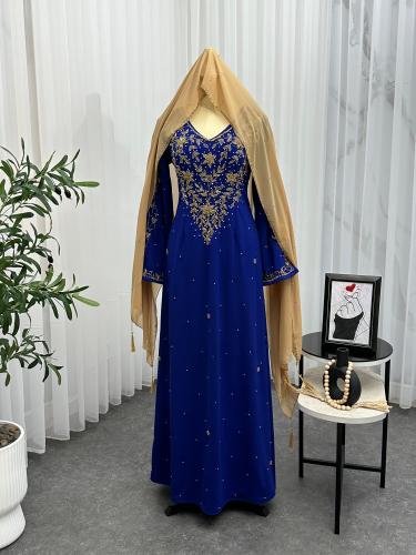 جلابيه فخمه المزين بالتطريز اليدوي الانيق