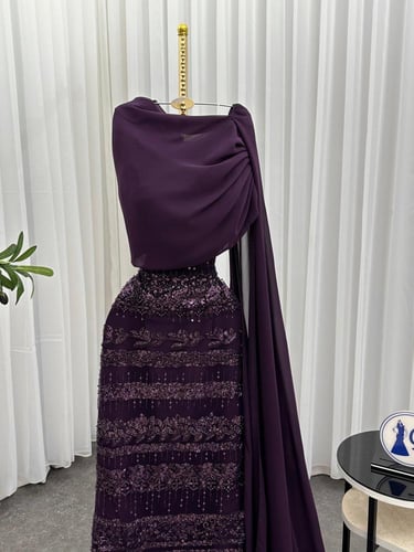 فستان سهره تل المزين بالخرز وشيفون جورجيت