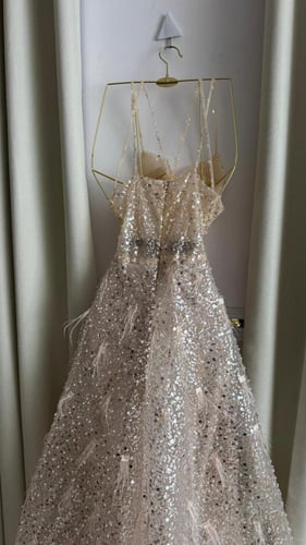 فستان سهره كردانه خرز مزين بالريش