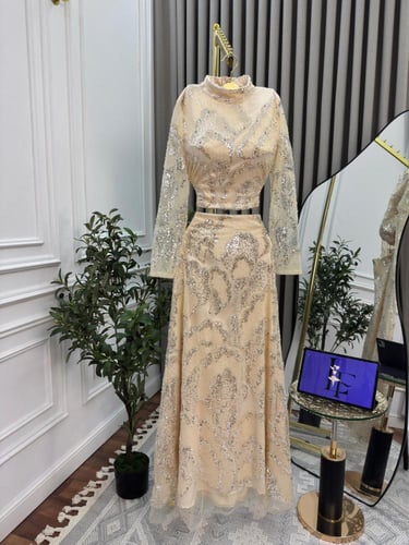 طقم قطعتين بلوزه وتنوره كلفه سهره كاملا