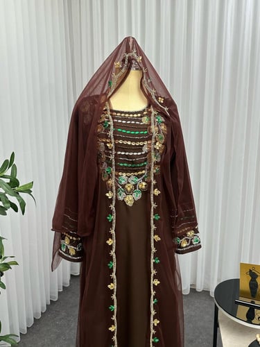 جلابيه سهره باربي وتل ناعم المزينه بالتطريز اليدوي...