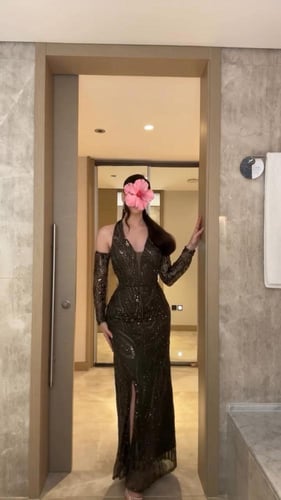 فستان سهره تل المزين بالتطريز تصميم محدده للخصر وت...