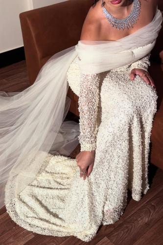 فستان سهره دانتيل مزين بالشك ترتر بطانه تل