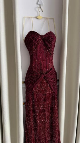 فستان سهره تل المزين بالتطريز خرز ودانتيل شال شيفو...