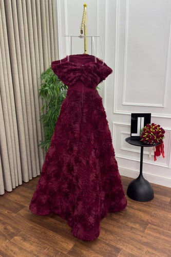 فستان سهره فخم مميز صدر باربي وكلفه ورود الجوري