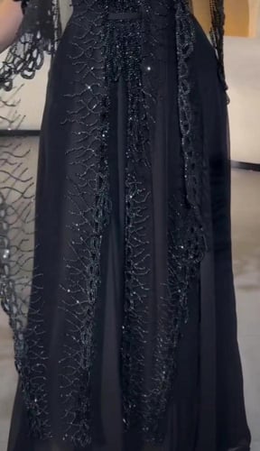 فستان سهره شيفون جورجيت مبطن المزين بالتطريزاليدوي...