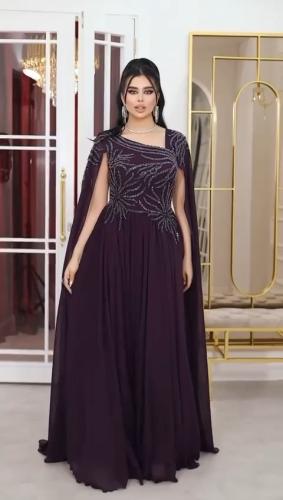 فستان شيفون جورجيت كلوش المزين بالتطريز اليدوي