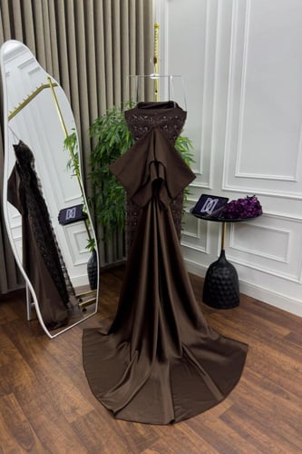 فستان سهره تل المزين بالتطريز خرز ذيل تفته