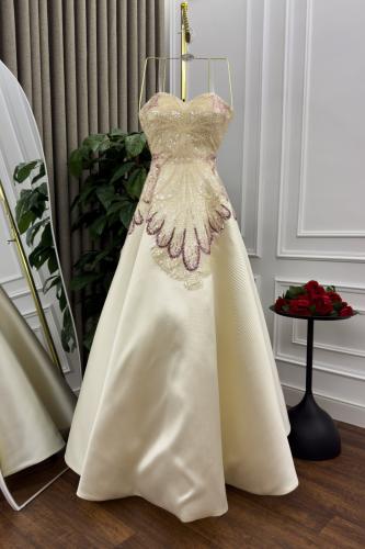 فستان سهره ميكادو المزين بالتطريز اليدوي خرز