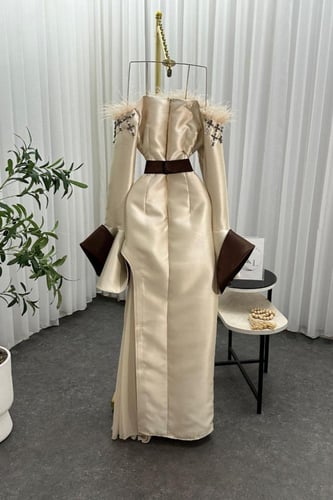 فستان سهره ميكادو المزين بالتطريز اليدوي