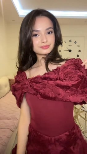 فستان سهره فخم مميز صدر باربي وكلفه ورود الجوري