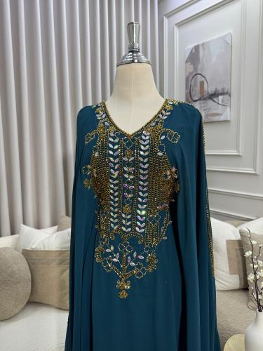 جلابيه شيفون جورجيت المزين بالتطريز اليدوي