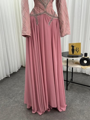 فستان سهره شيفون جورجيت المزين بالتطريز اليدوي الف...