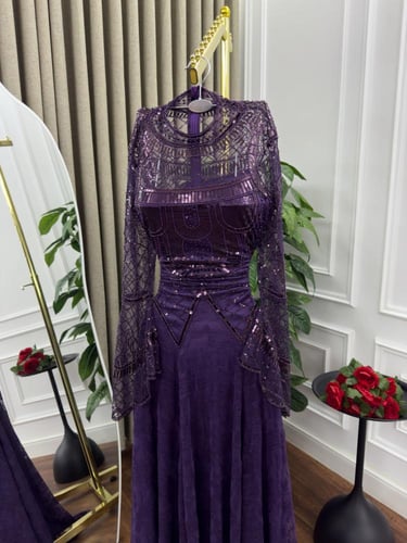 فستان سهره دانتيل المزين بالخرز