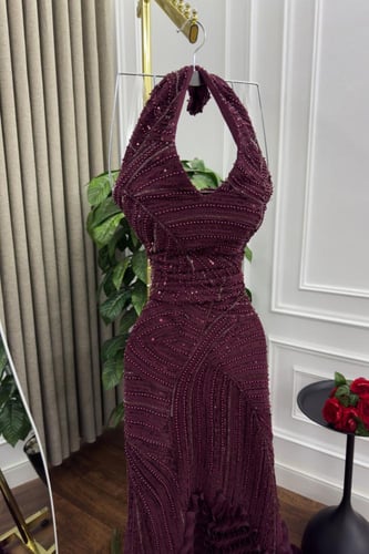 فستان سهره تل مبطن مزين بالتطريز مموج بطبقات الشيف...