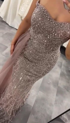 فستان سهره تل المزين بالتطريز اليدوي