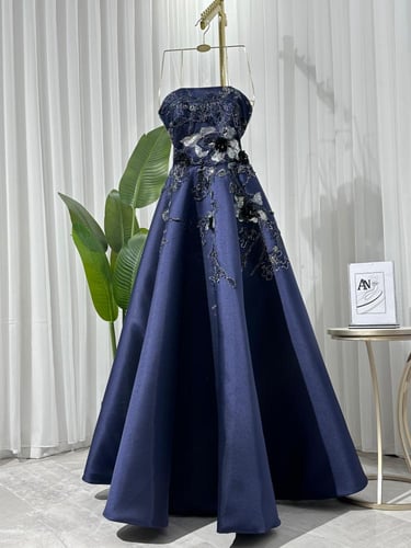 فستان سهره ميكادو دبل كلوش المزين بالكلفه المطرزه