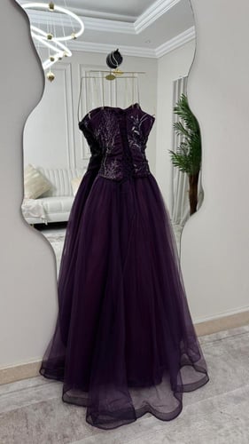 فستان سهره تل المزين بالكلفه المطرزه خرز وفصوص