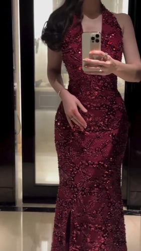 فستان سهره المزين بالتطريز