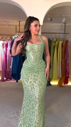 فستان سهره قصه انيقه متميزه مزينه بالكسرات