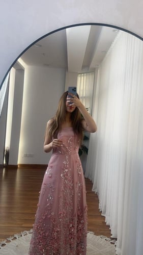 فستان سهره شيفون المزين بالورود والتطريز