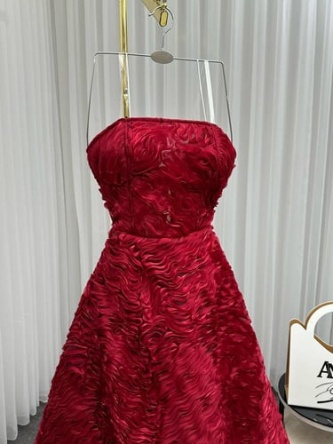 فستان سهره فخم الخامه جازار مكسر لمعه