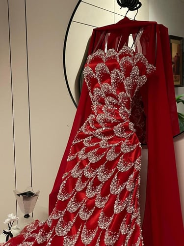 فستان سهره فخم تل المزينه بالتطريز خرز