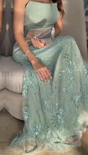 فستان باربي المزين بالتطريز خرز