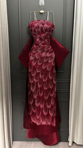 فستان سهره المزين بالكلفه المطرزه وميكادو