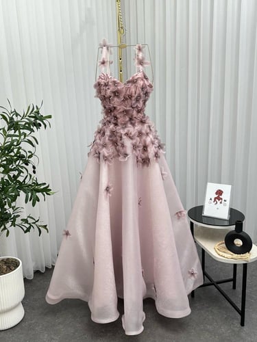 فستان سهره جازار بطانه تفته جيبون المزين بالورود ا...