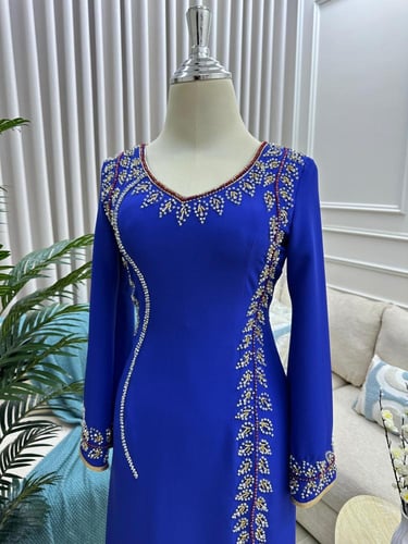 فستان باربي المزين بالتطريز اليدوي الانيق