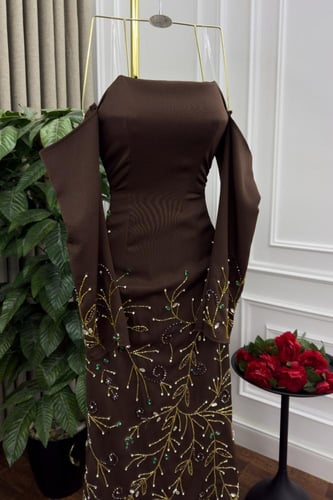 فستان باربي المزين بالتطريز اليدوي الفخم