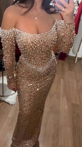 فستان سهره فخم المزين بالتطريز