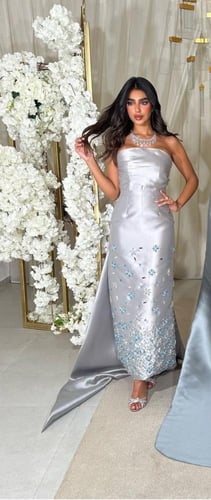 فستان سهره ميكادو المزين بالتطريز اليدوي بعنايه