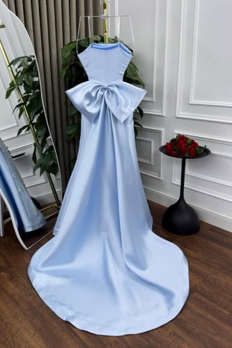 فستان سهره ميكادو المزين بالكلفه المطرزه