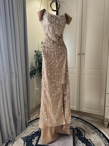 فستان سهره المزين بالكلفه الخرز كامل