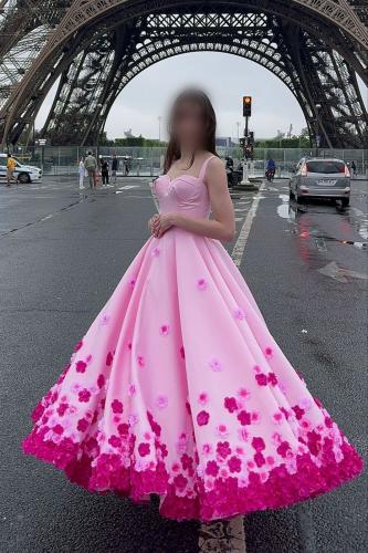 فستان سهره تفته المزين بالورود والفصوص