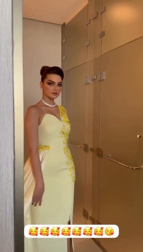 فستان سهره المزين بالتطريز بشكل انيق ومثالي