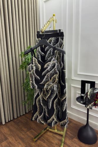 طقم سهره قطعتين بدي وتنوره واكمام منفصله