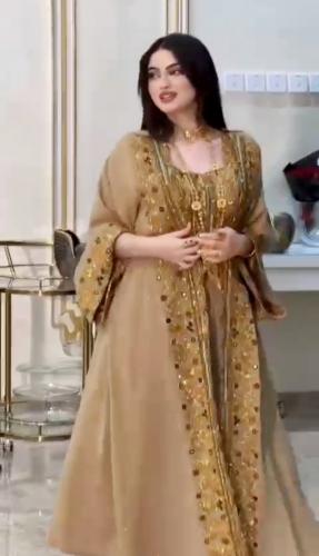 جلابيه شيفون جورجيت المزينه بالتطريز اليدوي الفخم