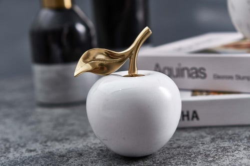 تفاحة رخامية