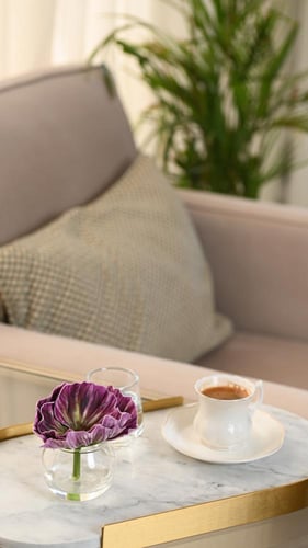 زهرة كبيرة بنفسجي