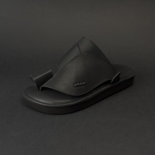 حذاء شرقي للمناسبات الرسمية لون اسود سادة مطفي