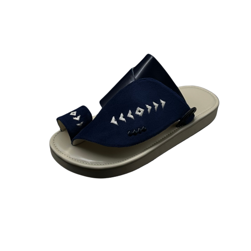 حذاء شامواه لون كحلي على كريمي