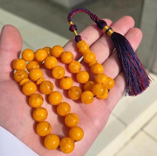 سبحة تراب الكهرمان