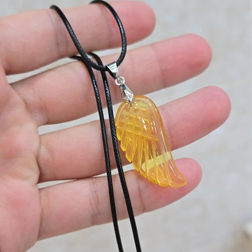 قلادة حجر السترين