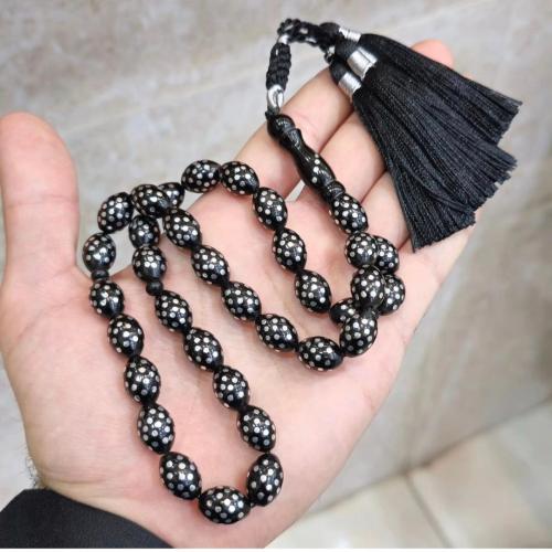 سبحة من ثمرة الكوك