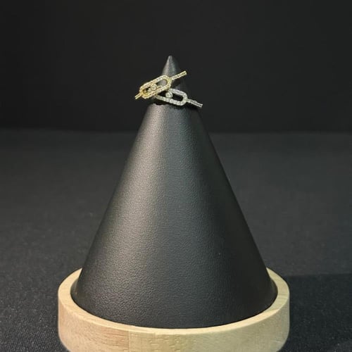 خاتم أنيق وناعم