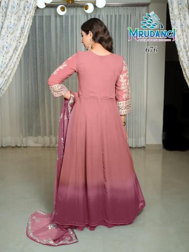 مجموعة باري لمسة ملكية في كل تفصيلة